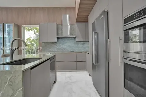 18985 Atlantic Boulevard Sunny Isles Beach FL 33160