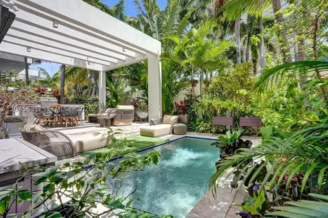 18985 Atlantic Boulevard Sunny Isles Beach FL 33160