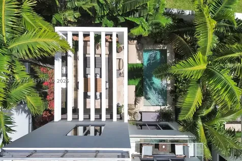 18985 Atlantic Boulevard Sunny Isles Beach FL 33160