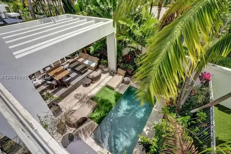 18985 Atlantic Boulevard Sunny Isles Beach FL 33160