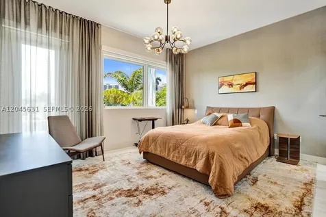 18985 Atlantic Boulevard Sunny Isles Beach FL 33160