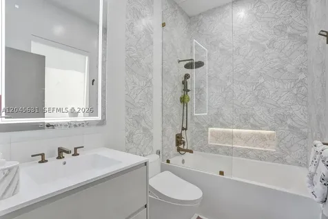 18985 Atlantic Boulevard Sunny Isles Beach FL 33160