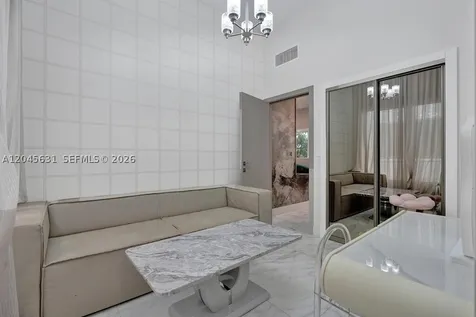 18985 Atlantic Boulevard Sunny Isles Beach FL 33160
