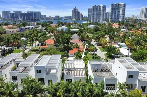 18985 Atlantic Boulevard Sunny Isles Beach FL 33160