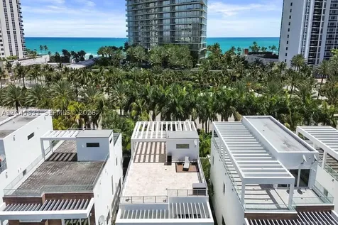 18985 Atlantic Boulevard Sunny Isles Beach FL 33160