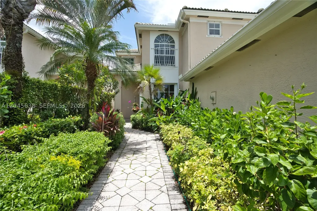 1207 General Pointe Trace Palm Beach Gardens FL 33418
