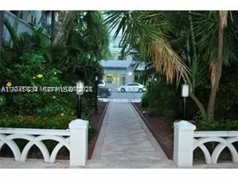 215 30th Street Miami Beach FL 33140