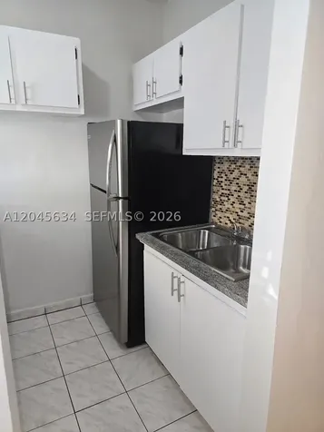 215 30th Street Miami Beach FL 33140