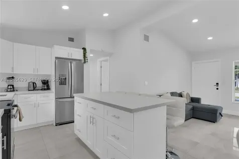 1016 SW 22nd Terrace Fort Lauderdale FL 33312