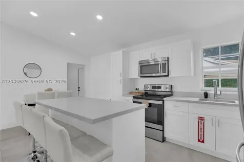 1016 SW 22nd Terrace Fort Lauderdale FL 33312
