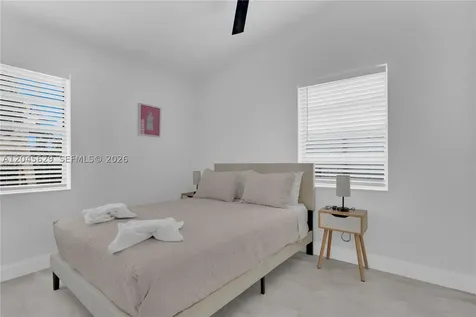 1016 SW 22nd Terrace Fort Lauderdale FL 33312