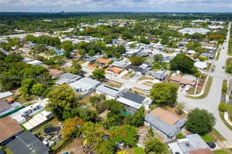 1016 SW 22nd Terrace Fort Lauderdale FL 33312