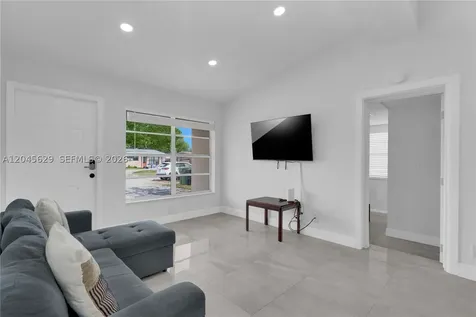 1016 SW 22nd Terrace Fort Lauderdale FL 33312