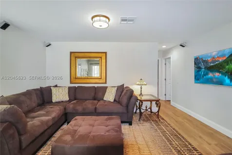 14958 SW 143rd Place Miami FL 33186
