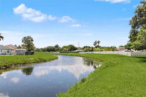 14958 SW 143rd Place Miami FL 33186