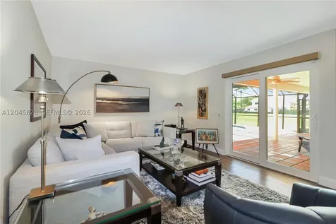 14958 SW 143rd Place Miami FL 33186