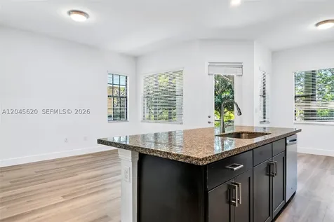 142 SW 127th Terrace Plantation FL 33325