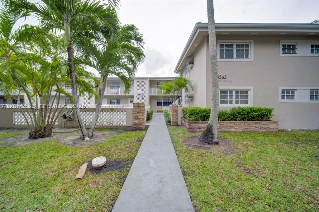 6565 Santona Street Coral Gables FL 33146