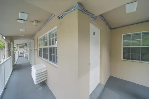 6565 Santona Street Coral Gables FL 33146