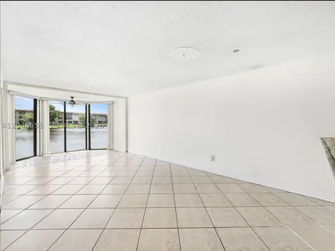 18900 NE 14th Avenue Miami FL 33179