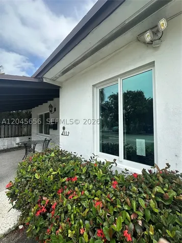 809 NE 2nd St Unit 1-2 Hallandale Beach FL 33009