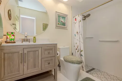 17617 NW 61st Court N Hialeah FL 33015