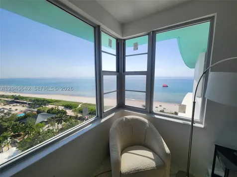 5255 Collins Avenue Miami Beach FL 33140