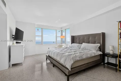 5255 Collins Avenue Miami Beach FL 33140