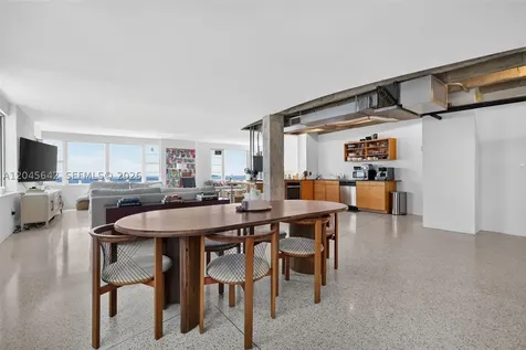 5255 Collins Avenue Miami Beach FL 33140
