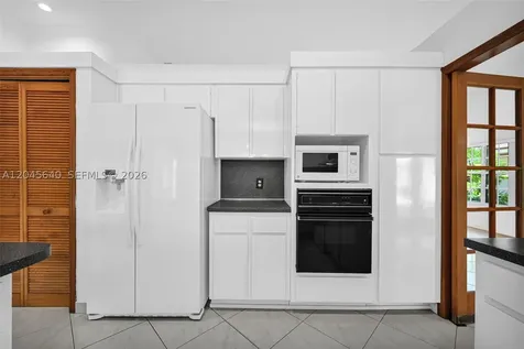 13562 SW 109th Place Miami FL 33176