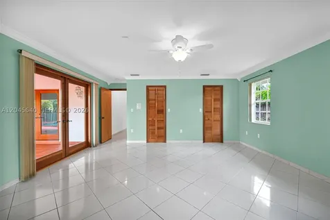 13562 SW 109th Place Miami FL 33176
