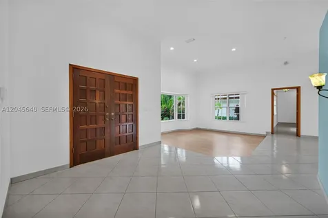 13562 SW 109th Place Miami FL 33176