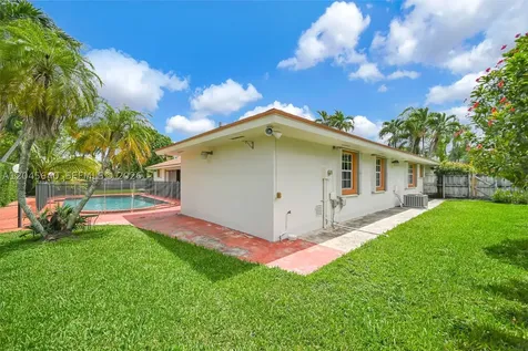 13562 SW 109th Place Miami FL 33176