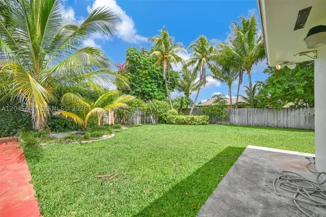 13562 SW 109th Place Miami FL 33176