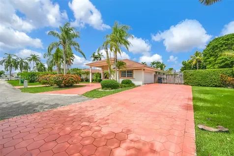 13562 SW 109th Place Miami FL 33176
