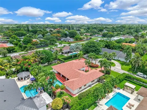 13562 SW 109th Place Miami FL 33176