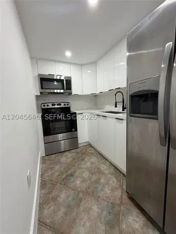 4801 NW 7th Street Miami FL 33126