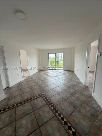 4801 NW 7th Street Miami FL 33126