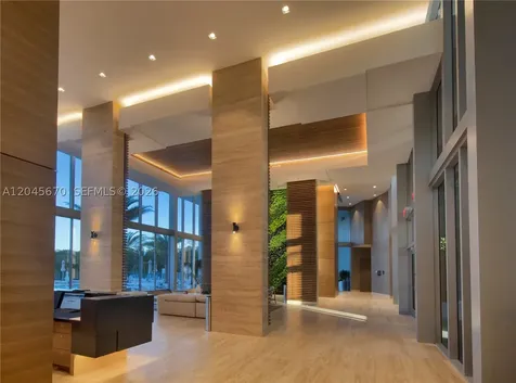 16385 Biscayne Boulevard North Miami Beach FL 33160