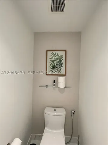 16385 Biscayne Boulevard North Miami Beach FL 33160