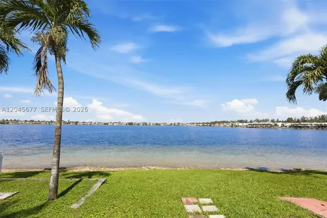 1030 NW 123rd Court Miami FL 33182