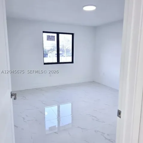 2731 NW 44th Street Miami FL 33142