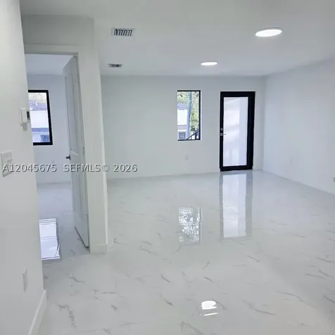 2731 NW 44th Street Miami FL 33142