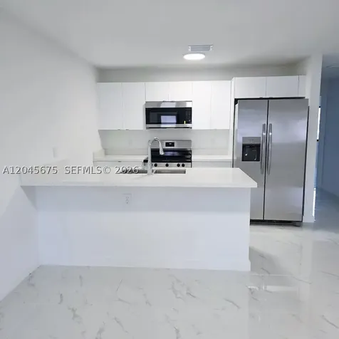 2731 NW 44th Street Miami FL 33142