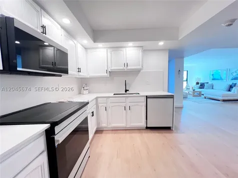 5100 N Ocean Boulevard Lauderdale By The Sea FL 33308
