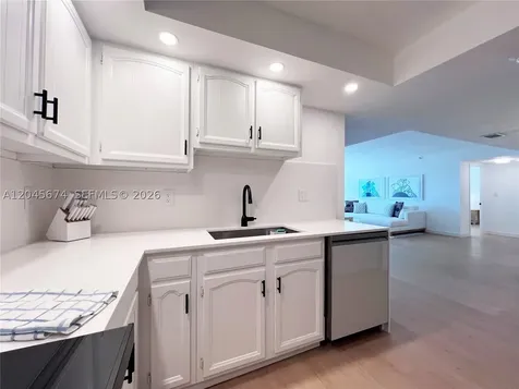5100 N Ocean Boulevard Lauderdale By The Sea FL 33308