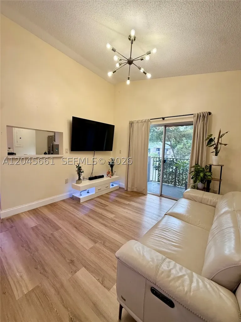 2361 NW 96th Terrace Pembroke Pines FL 33024