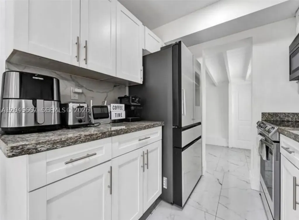 2730 NE 16th Avenue Pompano Beach FL 33064