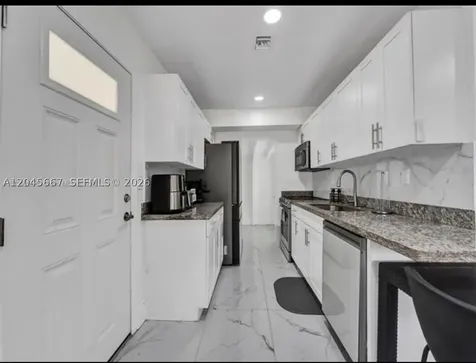2730 NE 16th Avenue Pompano Beach FL 33064