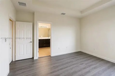 312 SE 37th Terrace Homestead FL 33033